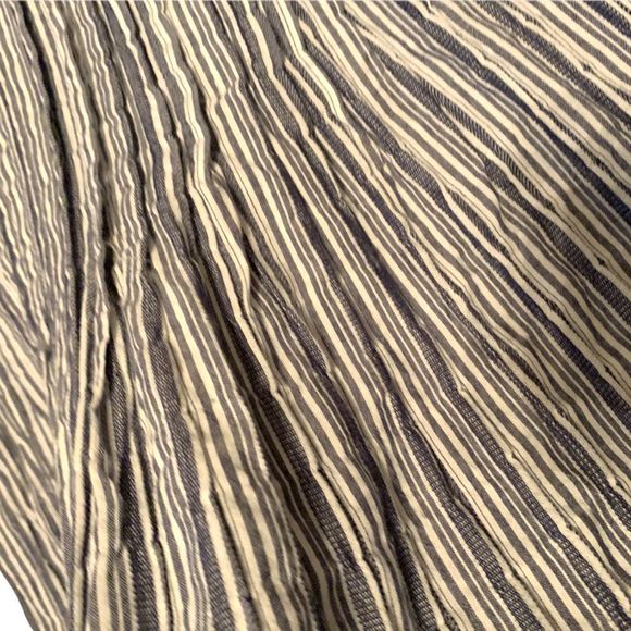 a.n.a. Denim Blue/White Striped Gauze Peasant Blouse S (A-122) - Picture 4 of 6